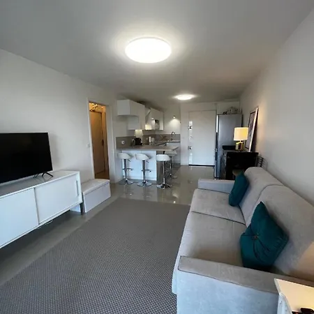 Le Mimosa 1 Bedroom With Terrasse Pool Ac Parking Spot * أنتيب